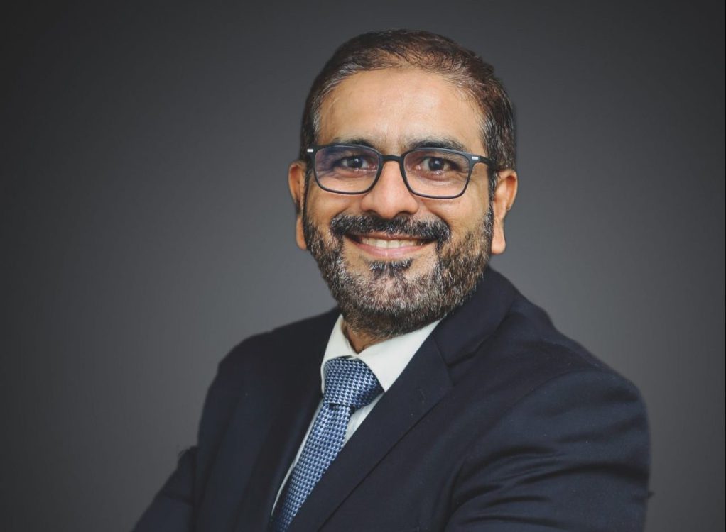 Headshot of Malcolm D