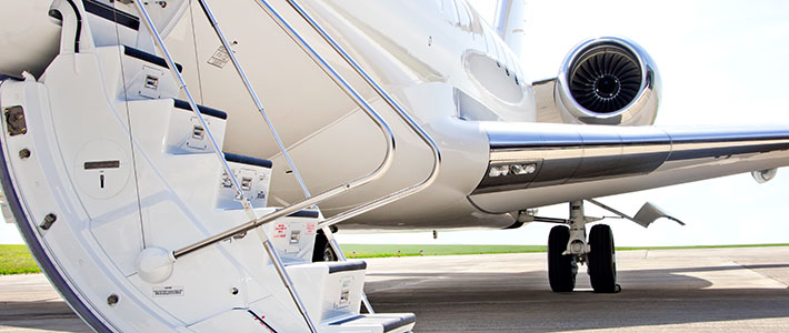 Turin private jet loading