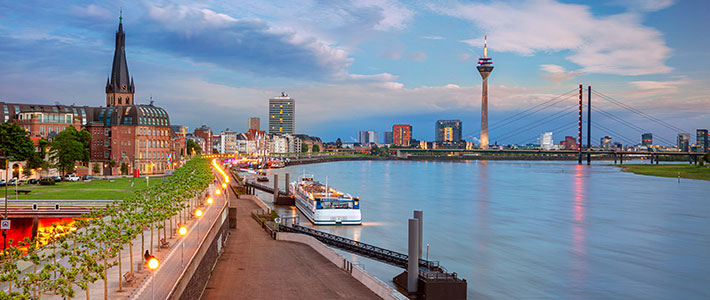 dusseldorf night header