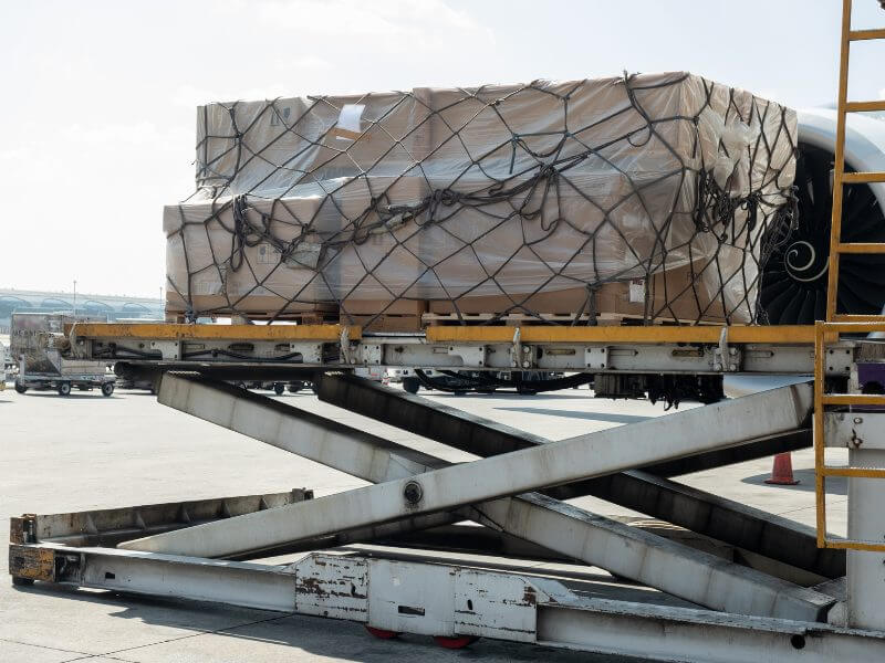 cargo air charter logistics
