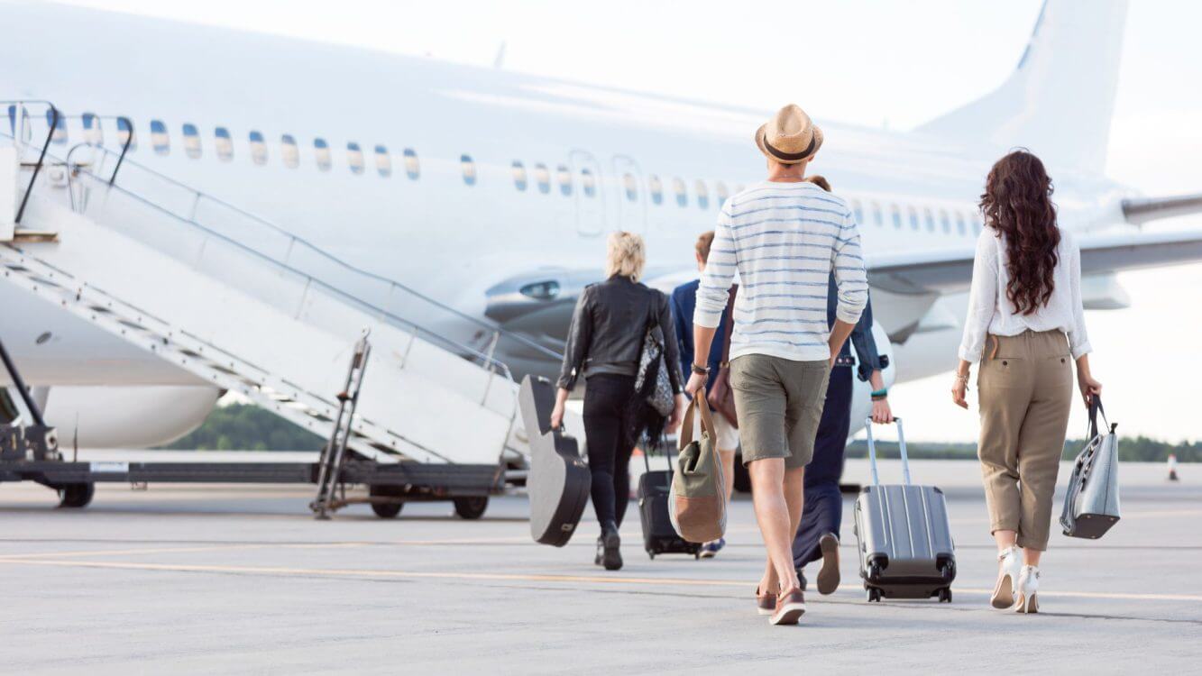 people-boarding-aircraft