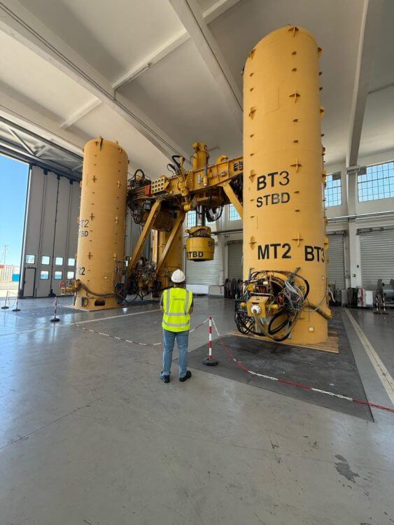 Jason de Beer from Chapman Freeborn inspects OSRL’s Offset Installation Equipment (OIE) system at the storage facility in Trieste, Italy.